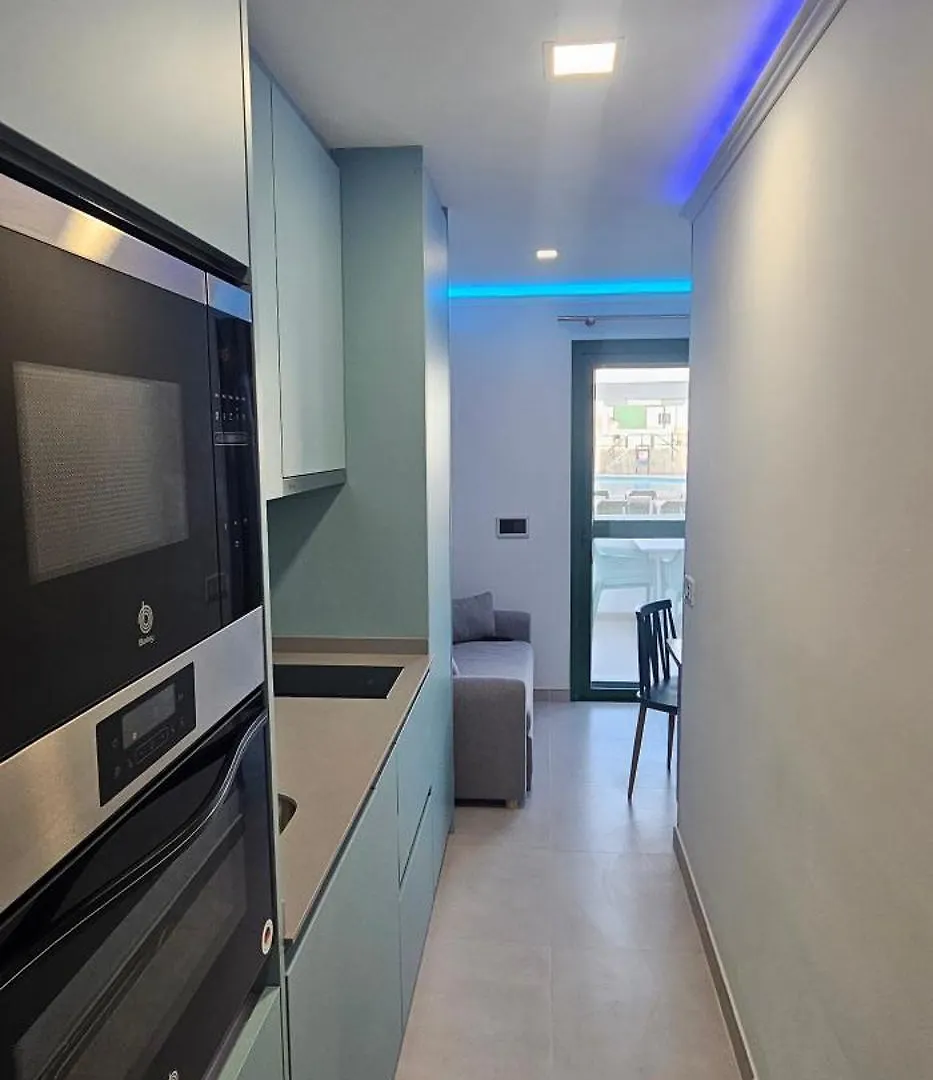 Alondras Green Aircon And Pool Arona  Spanje